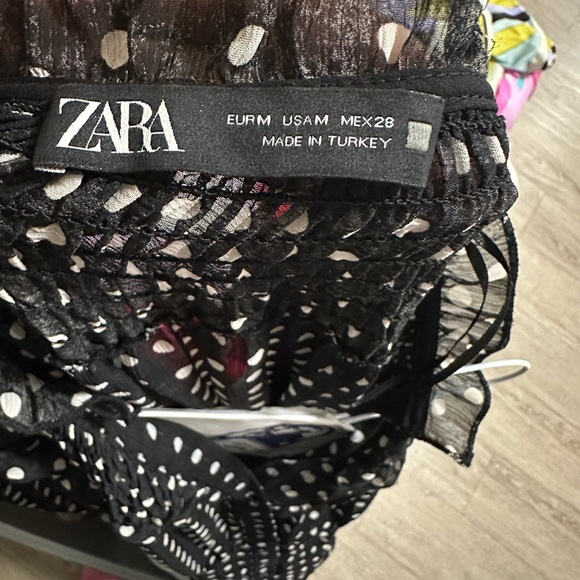 Zara dress - Picture 3 of 3